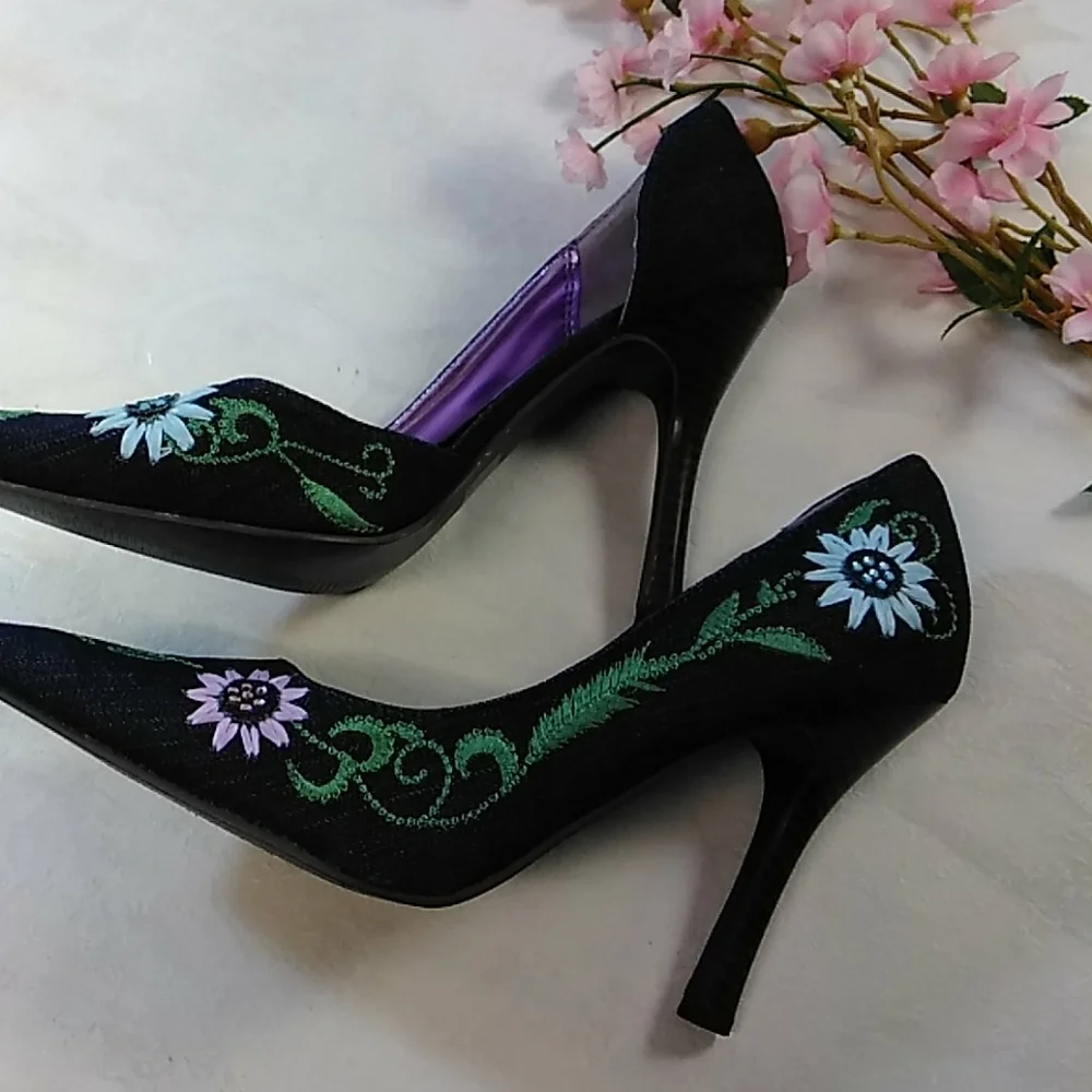 Demi heels woman's size 7.5 Festival, Boho